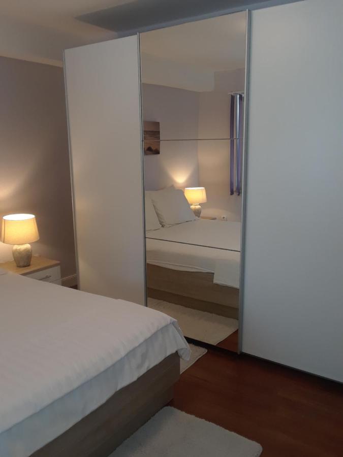 New Kosljun Apartment Short Walk To Beach Buitenkant foto